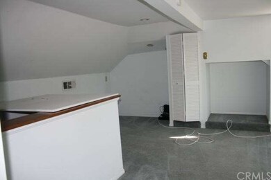 Up stair bedroom