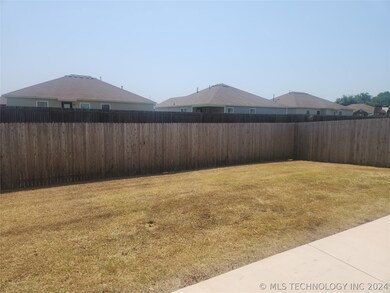 11477 S 237th East Ave, Broken Arrow, OK 74014 - photo 7