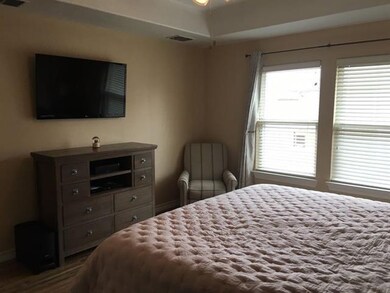 615 Ovenbird Thicket Dr, Laredo, TX 78045 - photo 4