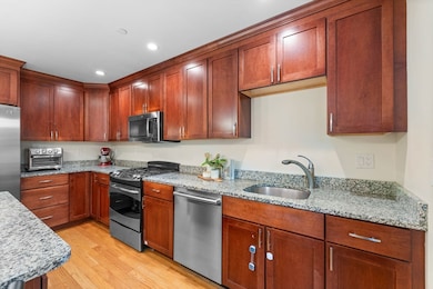 127 Harvey St unit 127, Cambridge, MA 02140 - photo 5