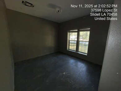 37598 Lopez St, Slidell, LA 70458 - photo 5