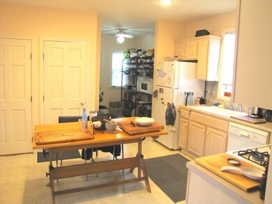 41 Cameron Ave unit 1, Somerville, MA 02144 - photo 4