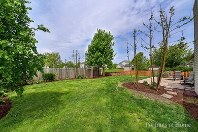 1412 Oakland Cir, North Aurora, IL 60542 - photo 3