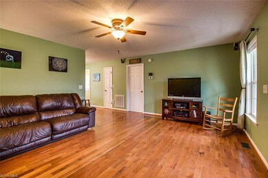 715 Mountain View Church Rd, Asheboro, NC 27205 - photo 4