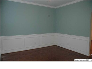 Separate, formal dinning room
