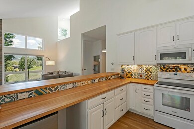 1289 Deer Blvd-007-018-Kitchen-MLS_Size