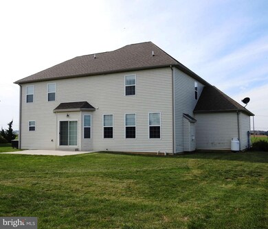 2433 Somerset Rd, Chambersburg, PA 17202 - photo 5