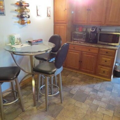 3480 Westway Dr, Columbus, OH 43204 - photo 3