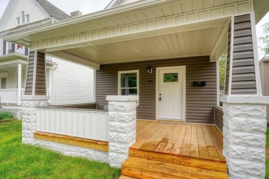 324 E Mound St, Circleville, OH 43113 - photo 5