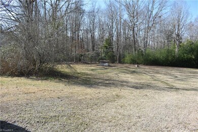 220 Emmanuel Church Rd, Asheboro, NC 27205 - photo 3