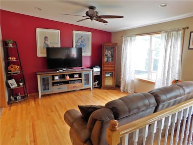 27 Nardolillo St, Johnston, RI 02919 - photo 4