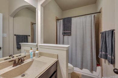 17811 Oxford Mount, Helotes, TX 78023 - photo 6