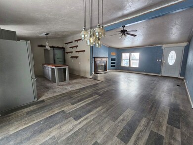 704 S 9th St, Basin, WY 82410 - photo 7