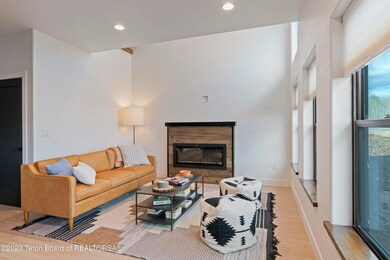 Living Area 2