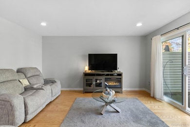 148 Flintlock Way unit D, Yorktown Heights, NY 10598 - photo 6