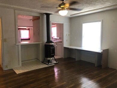 605 Delta St, Klamath Falls, OR 97601 - photo 4