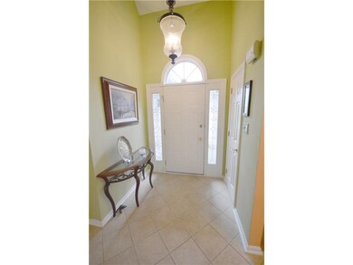 Entry/Foyer.