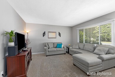 2113 Merlin St. NE