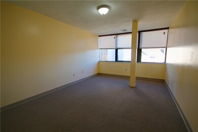 285 Main St unit 5, Woonsocket, RI 02895 - photo 5