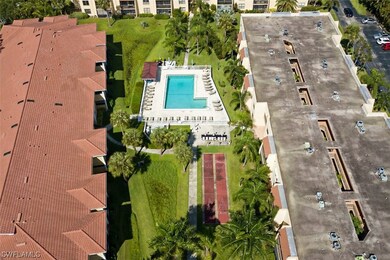 12501 Mcgregor Blvd unit 25, Fort Myers, FL 33919 - photo 4