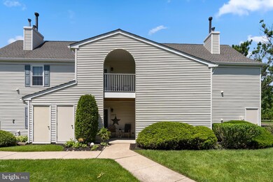 2208B Toddsbury Ct, Mount Laurel, NJ 08054 - photo 2