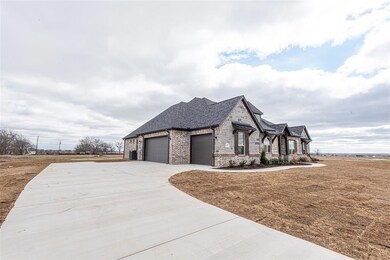 185 Frontera Dr, Decatur, TX 76234 - photo 2