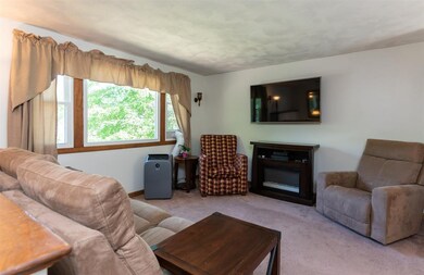 10 Pell Ave, Nashua, NH 03060 - photo 3