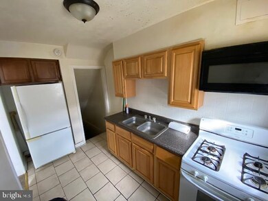 2132 Redthorn Rd, Middle River, MD 21220 - photo 4