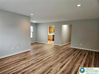 1876 Mansfield St, Hellertown, PA 18055 - photo 6