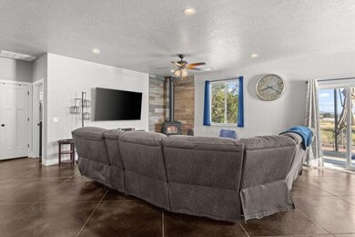 005. Living Room View 1