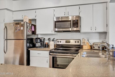 3708 W Redfield Rd-17