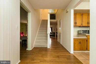 2155 Chapel Valley Ln, Lutherville Timonium, MD 21093 - photo 4