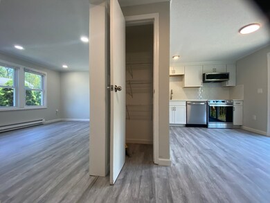 270 Sunderland Rd unit 11, Worcester, MA 01604 - photo 5