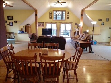 7727 Furnace Rd, Slatington, PA 18080 - photo 3