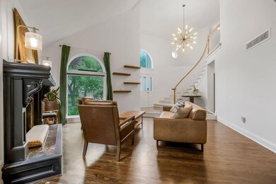 8148 Lingle Ln, Lenexa, KS 66215 - photo 5