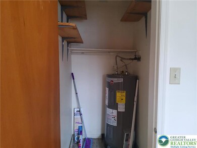 17 E Susquehanna St unit B, Allentown, PA 18103 - photo 5