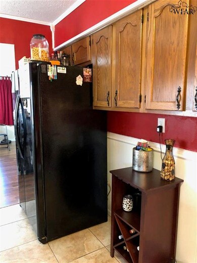 1323 Montgomery St, Wichita Falls, TX 76302 - photo 6