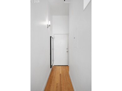 1910 SW 18th Ave unit 34, Portland, OR 97201 - photo 4