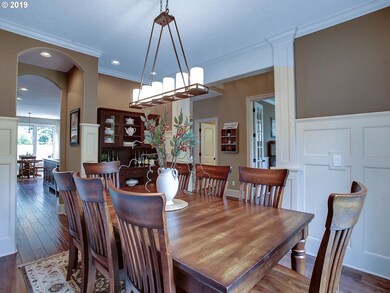 2976 Beacon Hill Dr, West Linn, OR 97068 - photo 6