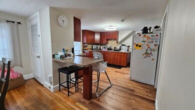539 Malden St unit 2, Revere, MA 02151 - photo 4