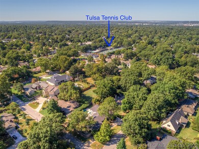 5 minute walk to Tulsa Tennis Club!