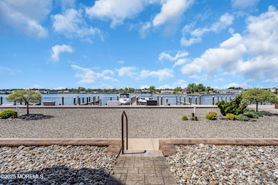 77 E Water St unit 2, Toms River, NJ 08753 - photo 3