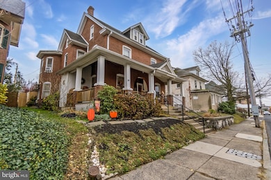 208 E Broad St, Souderton, PA 18964 - photo 2