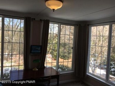 810 Stokes Ave, Stroudsburg, PA 18360 - photo 6