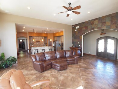 7501 Tuscany Way, Farmington, NM 87402 - photo 4