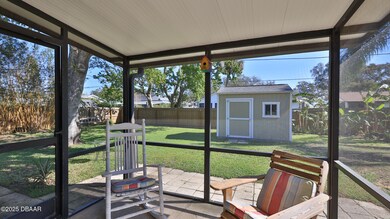 Relaxing Screened In Porch!