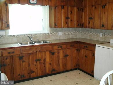 5762 Cherry St, Rock Hall, MD 21661 - photo 4