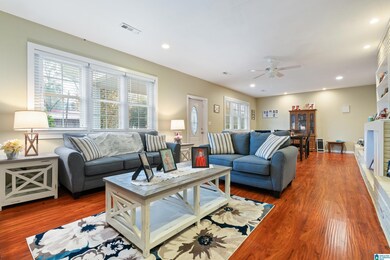 1911 2nd Ave N, Clanton, AL 35045 - photo 4