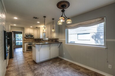 1122 Creekmont Dr, Houston, TX 77091 - photo 7