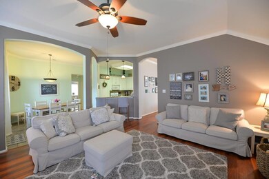 8207 Fairgrove Park Ct, Houston, TX 77095 - photo 3